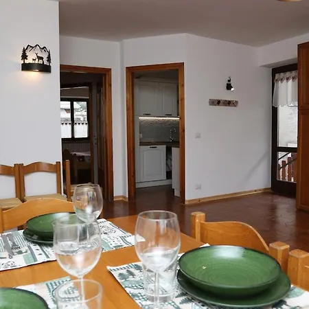 Cuori, Cervi E Caprioli * سيسونا